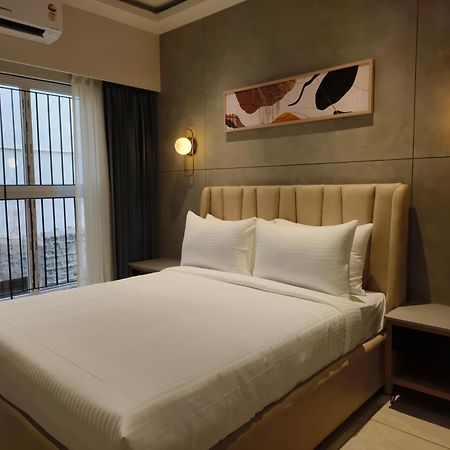 Olive Hotel Le Opera By Embassy Group Bangalore Esterno foto