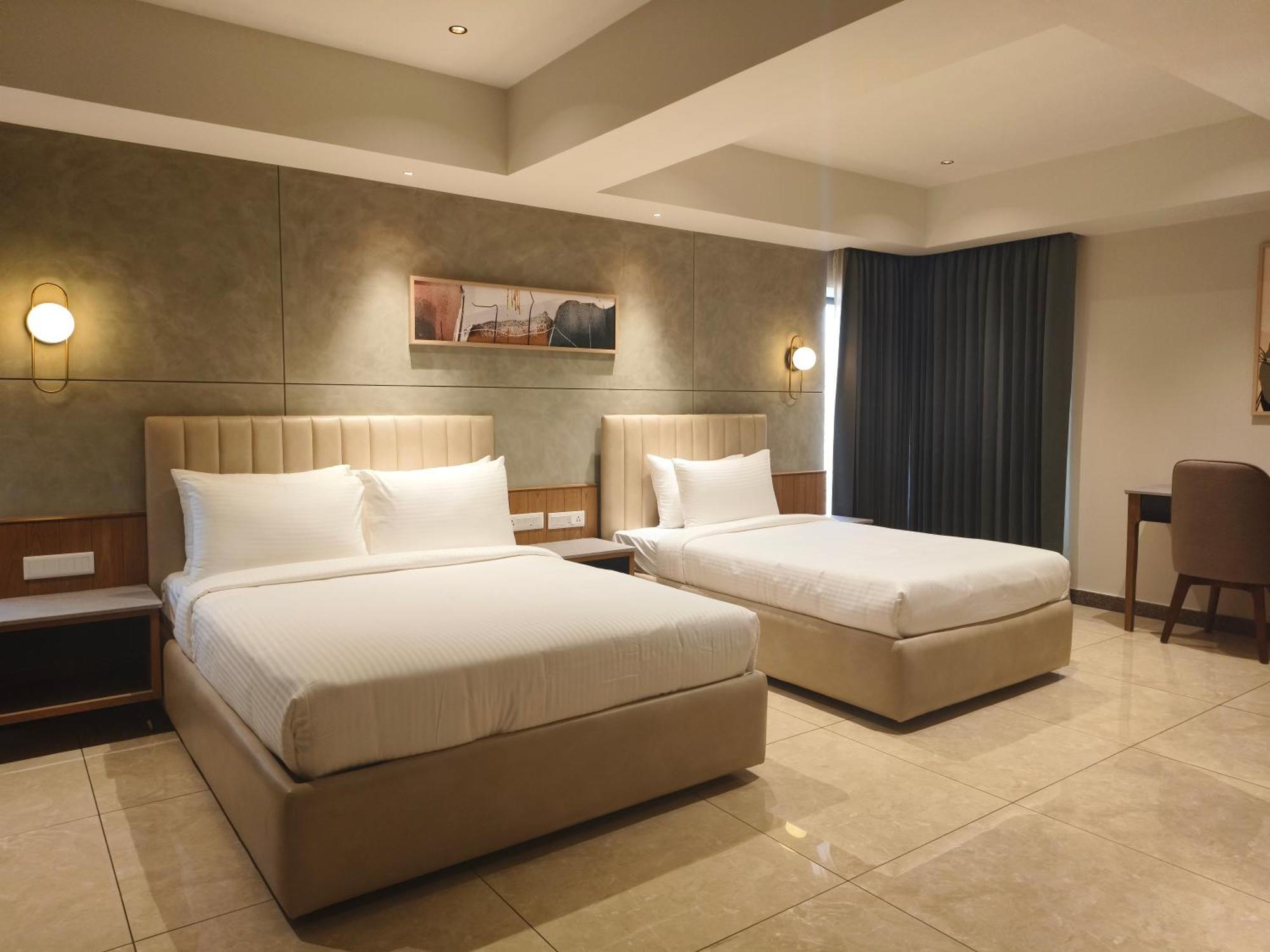 Olive Hotel Le Opera By Embassy Group Bangalore Esterno foto