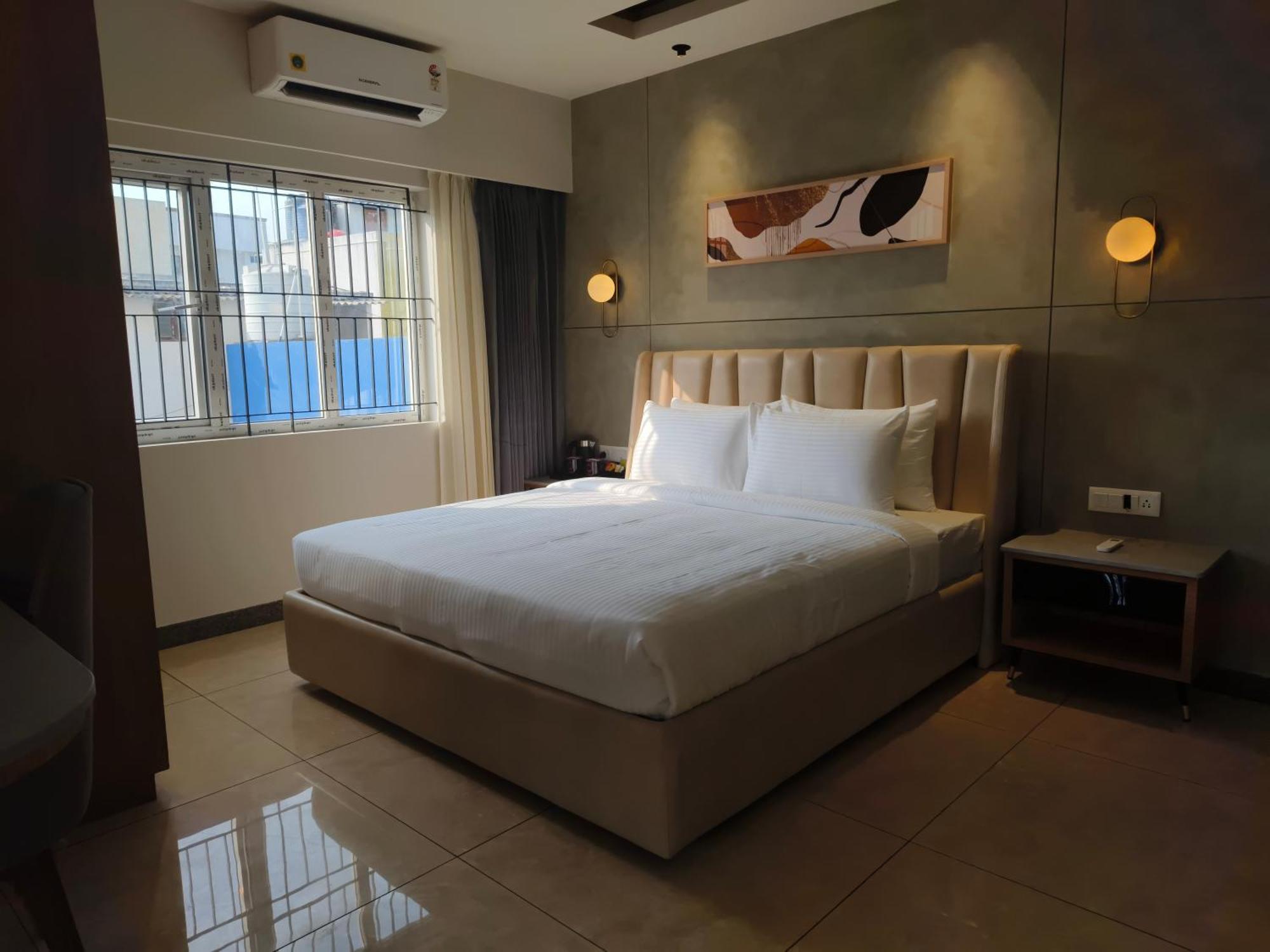 Olive Hotel Le Opera By Embassy Group Bangalore Esterno foto