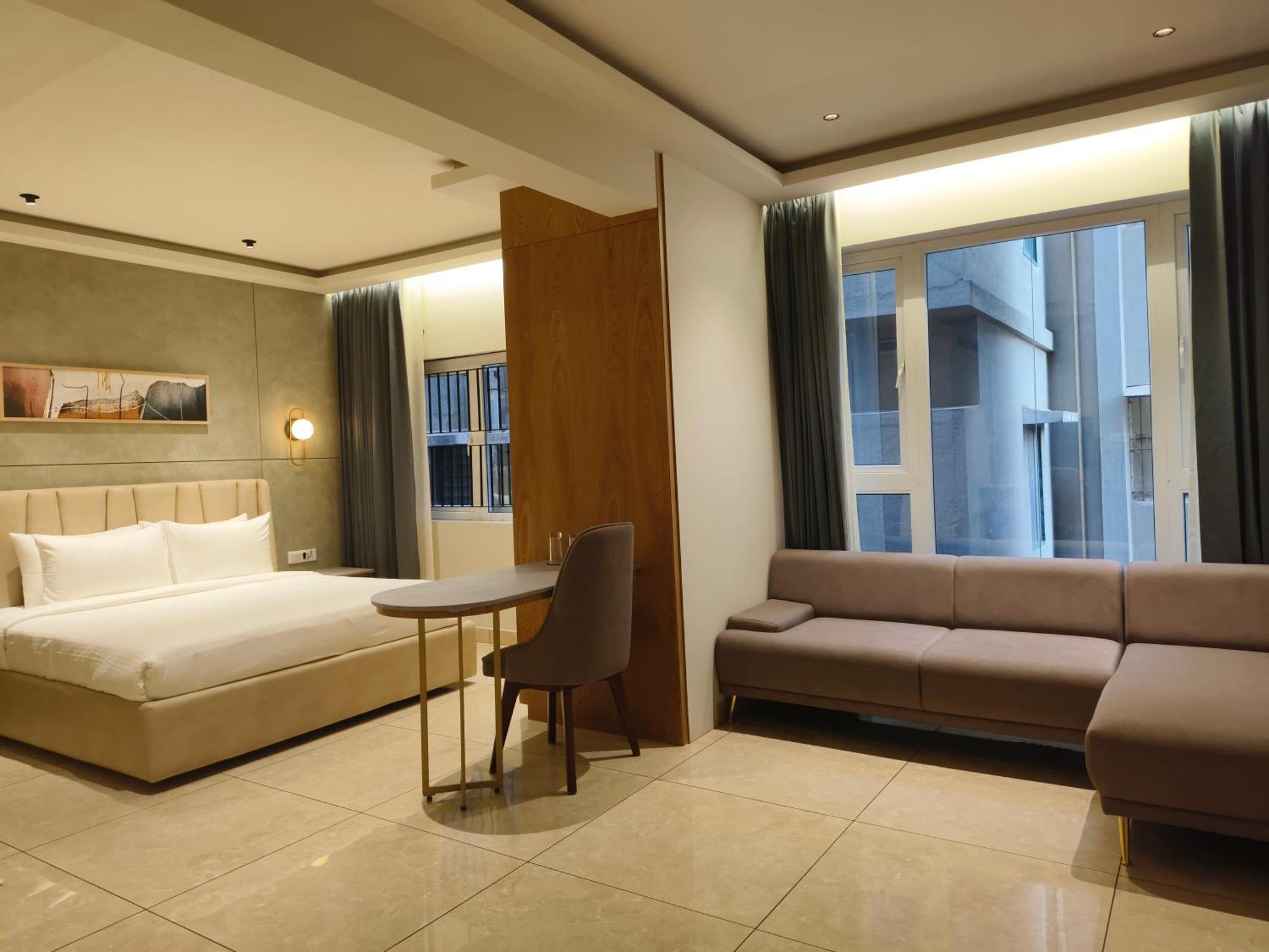 Olive Hotel Le Opera By Embassy Group Bangalore Esterno foto