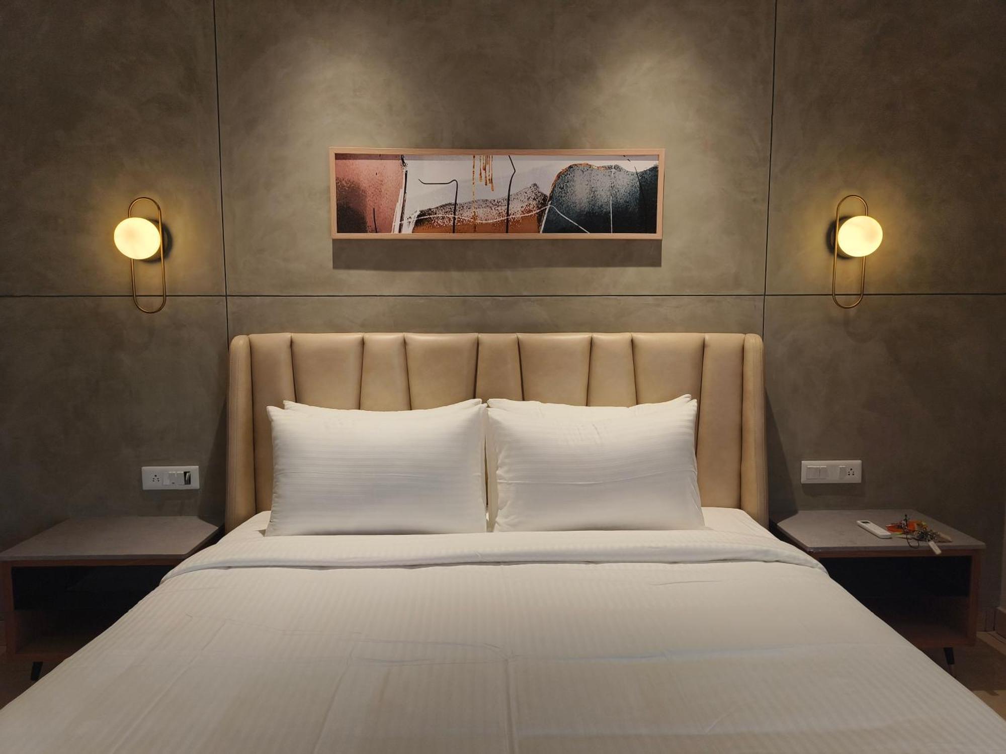 Olive Hotel Le Opera By Embassy Group Bangalore Esterno foto