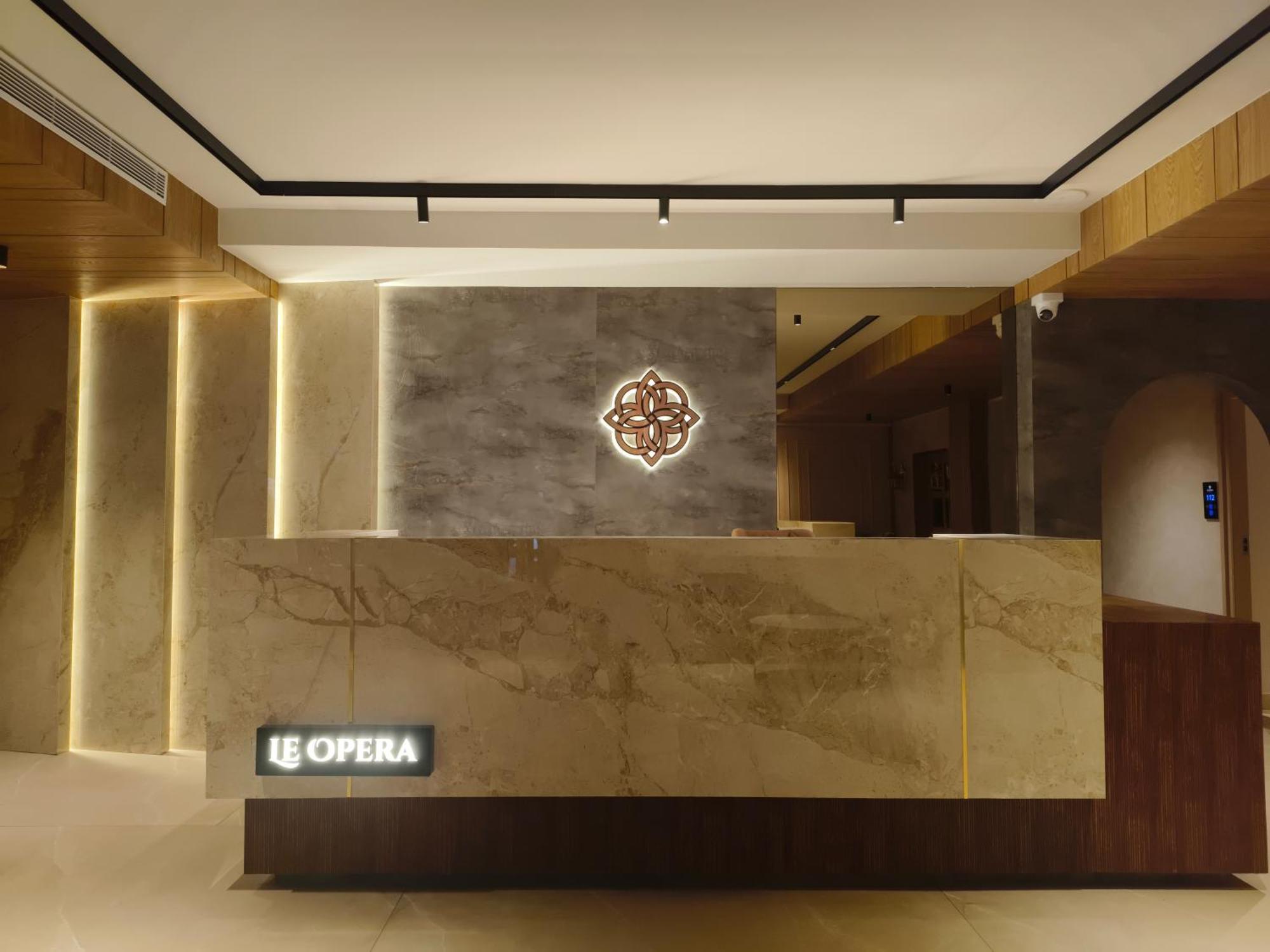 Olive Hotel Le Opera By Embassy Group Bangalore Esterno foto